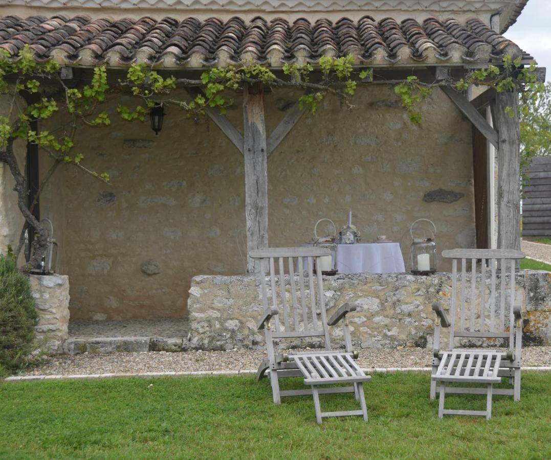 Le Murmure Des Fees Issigeac Exterior photo